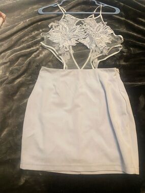 Lace Appliqué Halter Mini Dress in Light Lavender